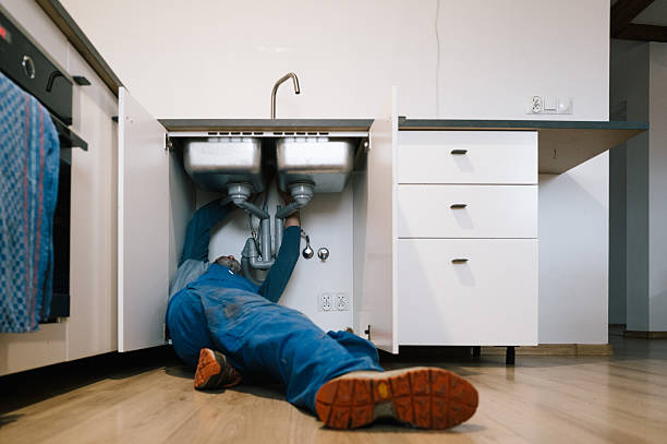 Professional Leak Detection technician working in Burke, VA